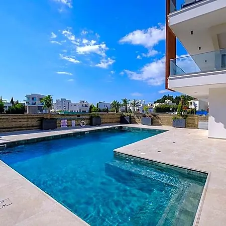 Apartamento Elite Urban By Nomads Pafos